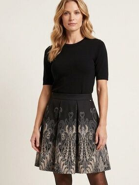 Banana Republic Black Paisley Pleated Fit Flare Mini Skirt Petite 00P